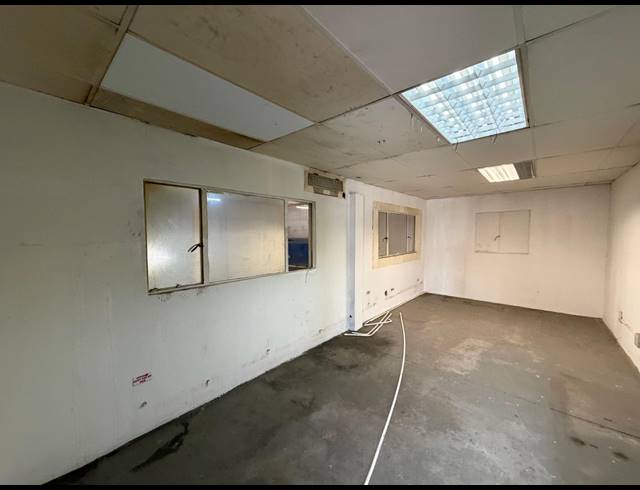 379M² WAREHOUSE TO LET IN HALFWAY HOUSE